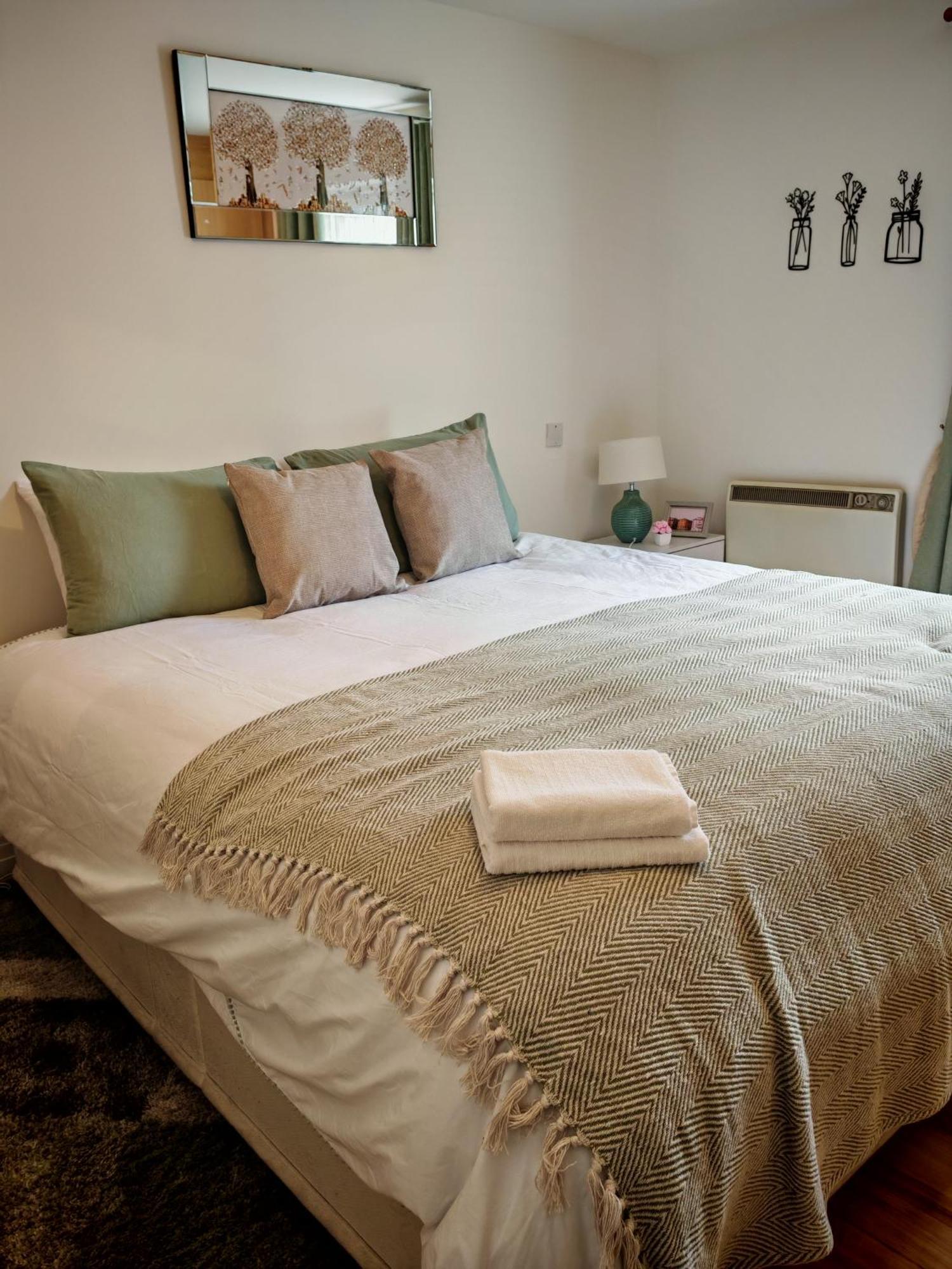 Spacious & Cosy Double And Single Bedrooms Close To Hendon & Colindale Tube Stations 外观 照片